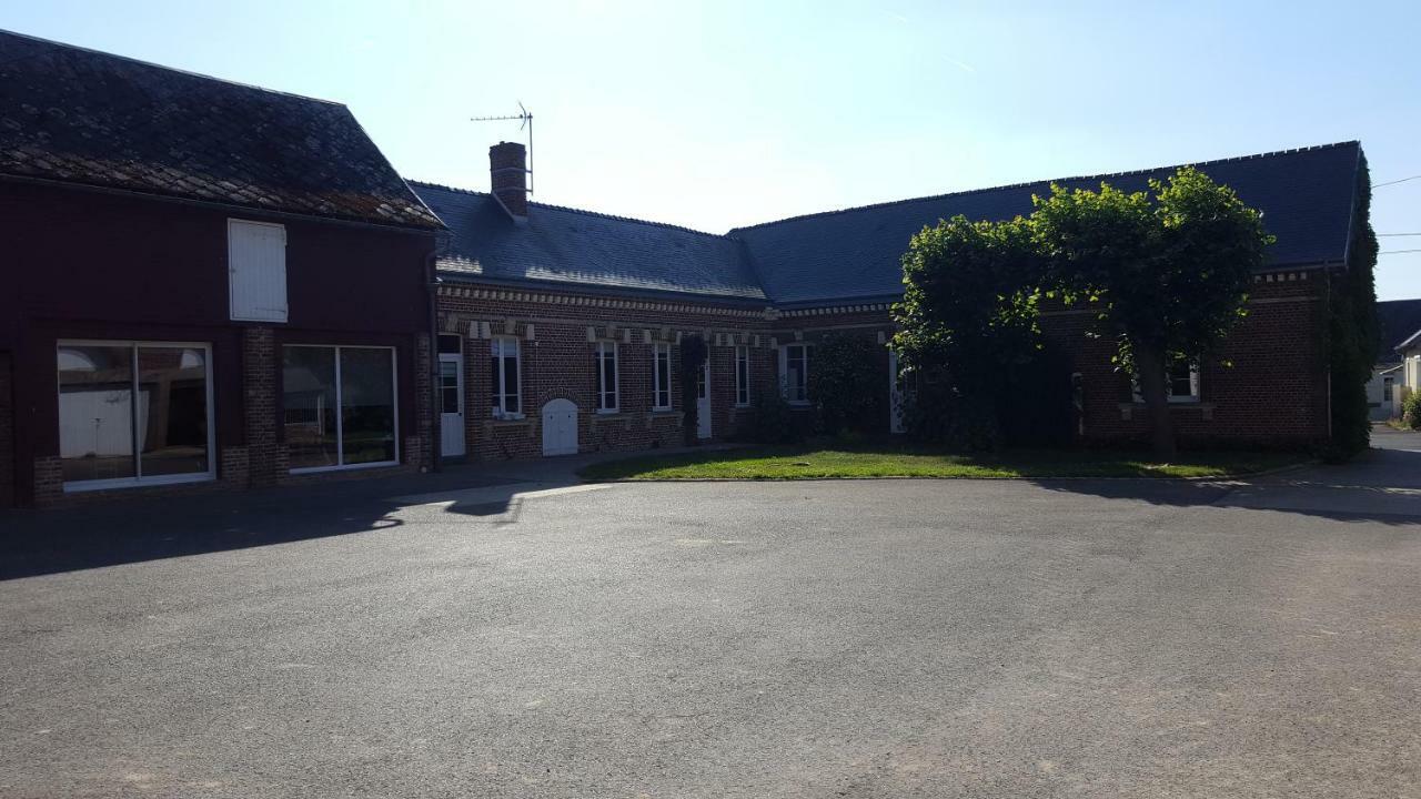 Logement A La Ferme Hangest-en-Santerre Eksteriør billede